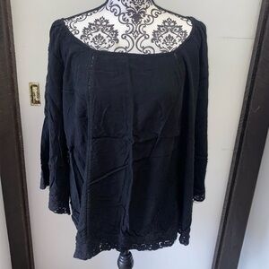 Solitaire Size 3X Black Boho Bell Sleeve Blouse with Crocheted Lace Edges